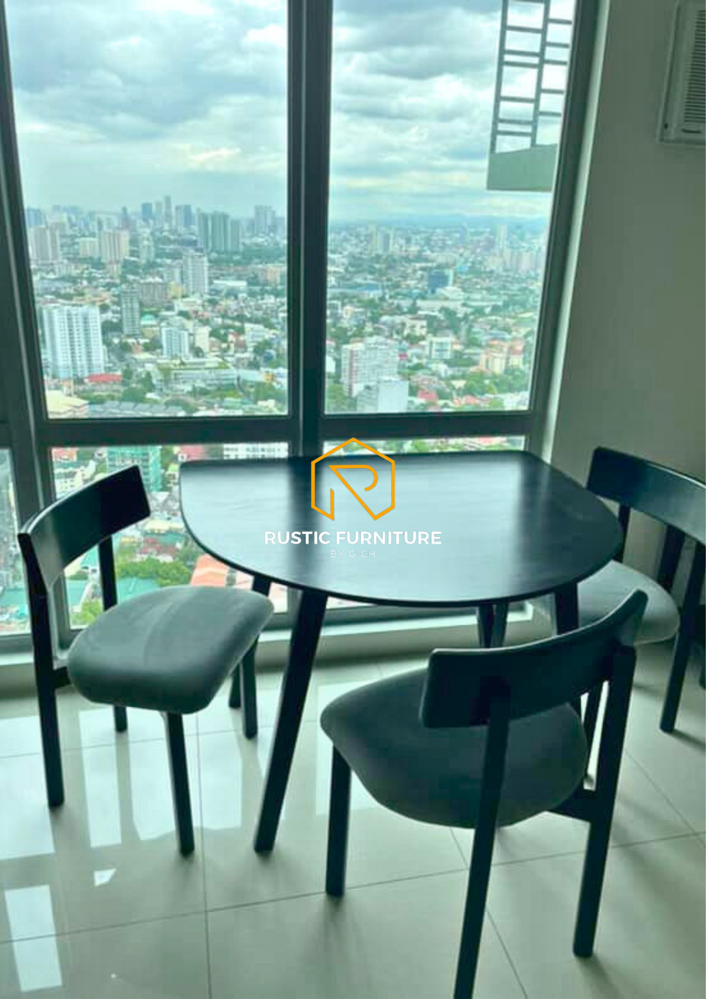 RIVER HALF-OVAL DINING SET