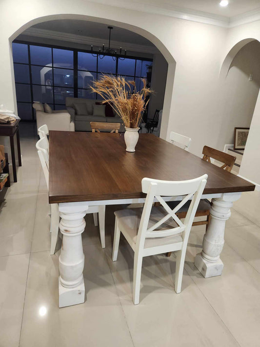 SENNA FARMHOUSE-STYLE DINING TABLE