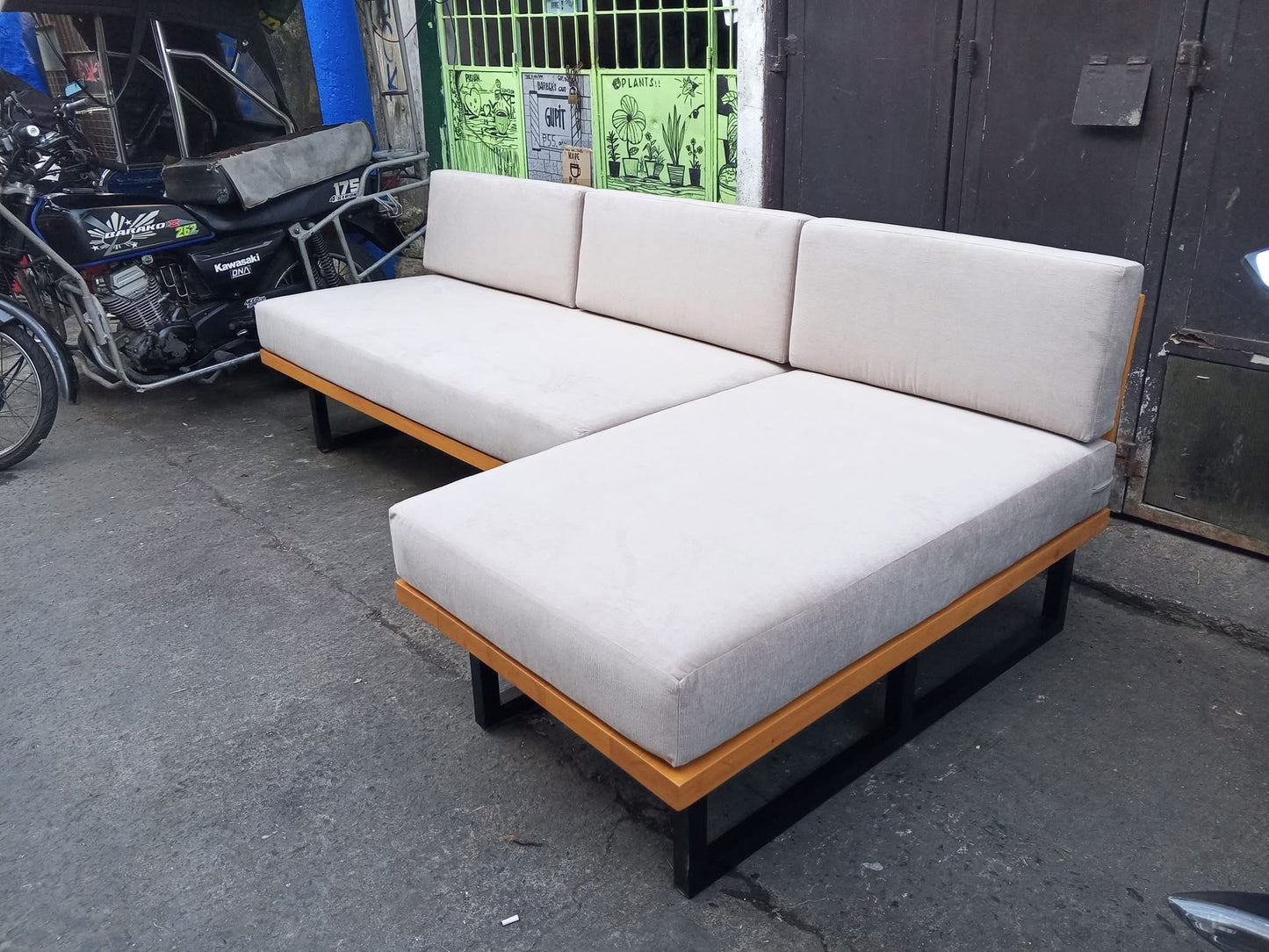 MARIE INDUSTIAL L-SHAPED SOFA