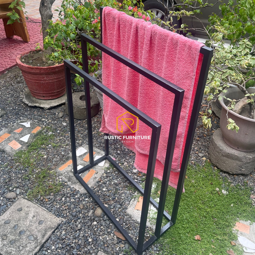 3-TIER FREESTANDING TOWEL RACK