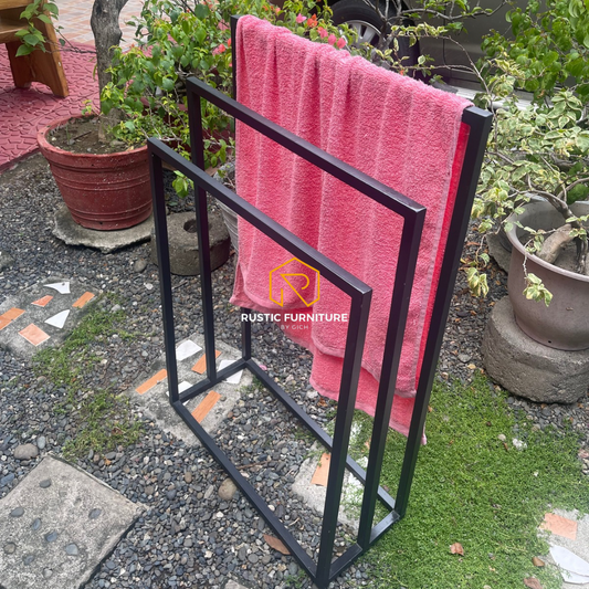 3-TIER FREESTANDING TOWEL RACK